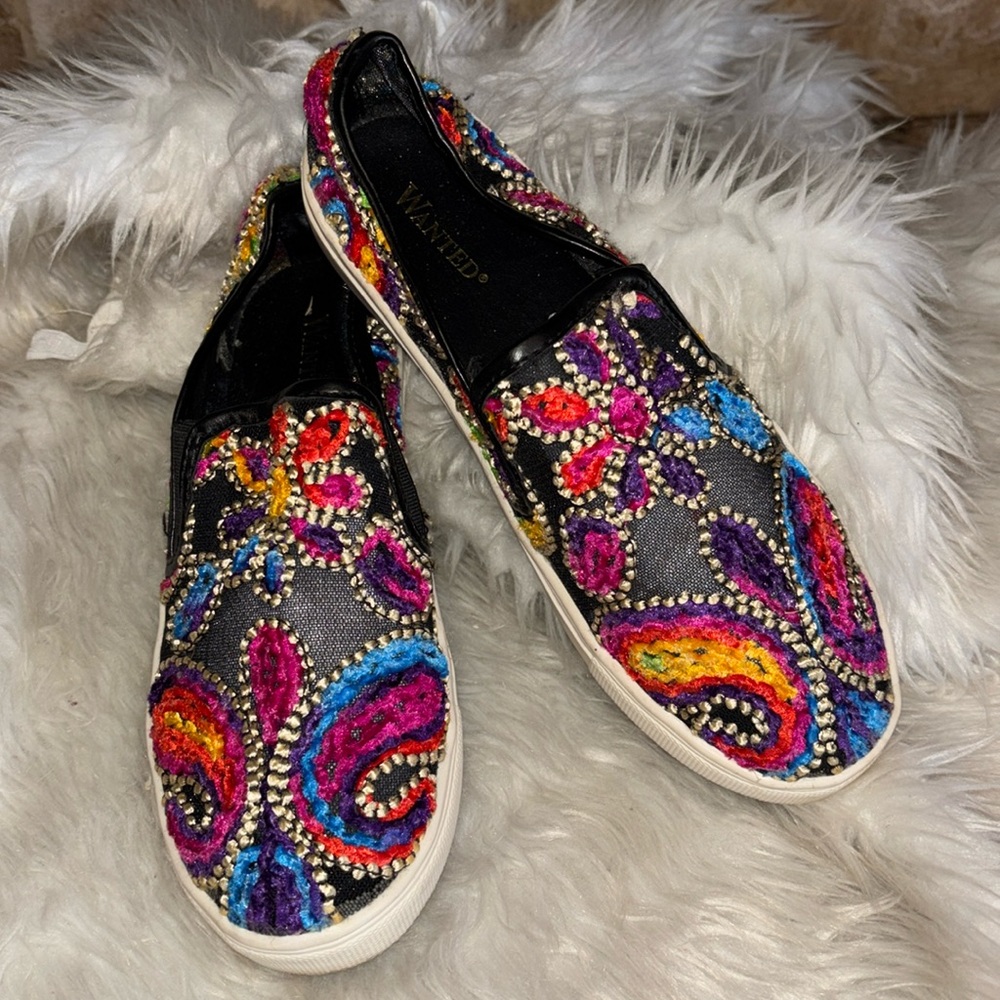 Wanted Picasso Colorful Shoes Sneakers Slip On Women’s Size 8